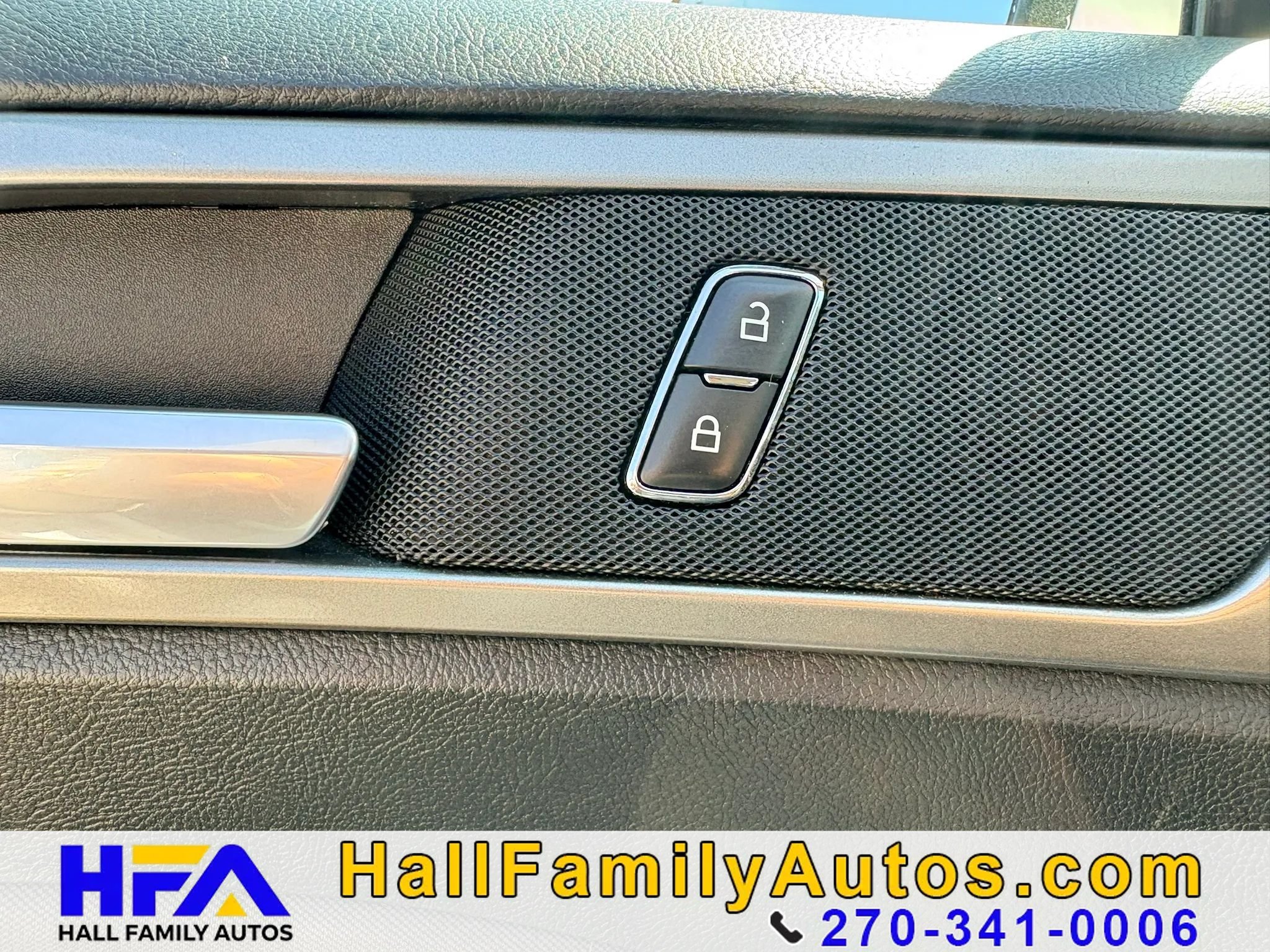 Used 2019 Ford Fusion SE FWD image 26
