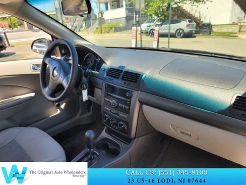 Used 2007 Chevrolet Cobalt LS w/ Enhanced Safety Package FWD image 12