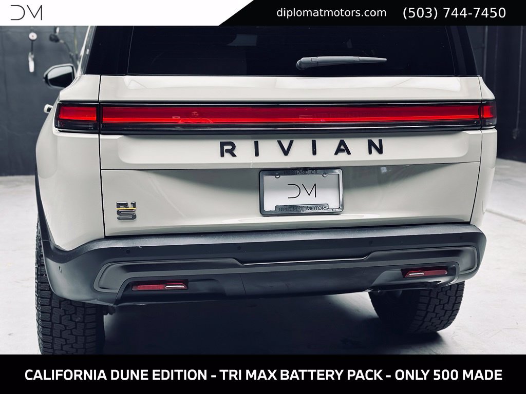 Used 2025 Rivian R1S Adventure Tri AWD/4WD image 15