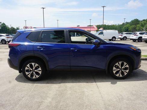 Used 2023 Nissan Rogue SV FWD image 20