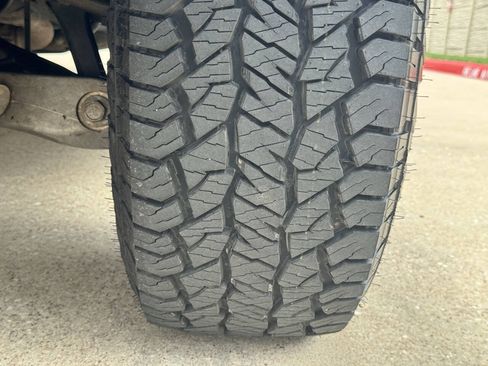 Used 2014 Ford F150 Raptor w/ Equipment Group 801A Luxury AWD/4WD image 34