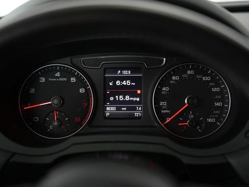 Used 2018 Audi Q3 2.0T Premium Plus w/ Premium Plus Package AWD/4WD image 17