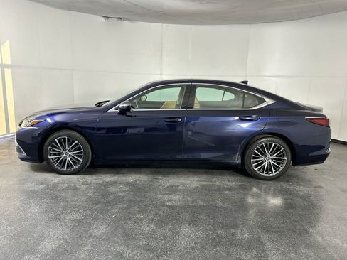 Used 2022 Lexus ES 350 w/ Premium Package image 8