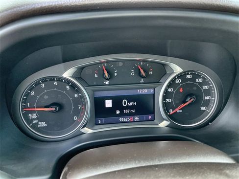 Certified 2021 GMC Acadia SLT w/ Preferred Package image 12