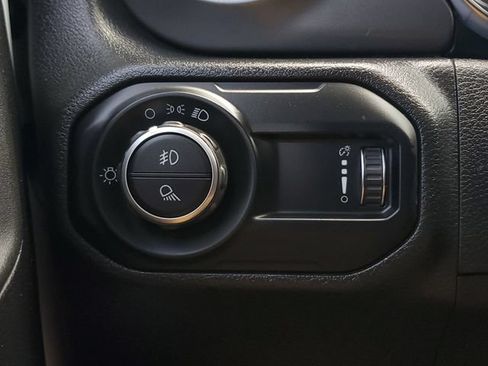 Used 2023 Jeep Gladiator Sport AWD/4WD image 34