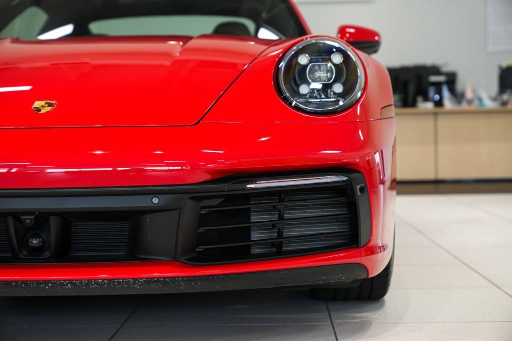 Used 2020 Porsche 911 Carrera S RWD image 27