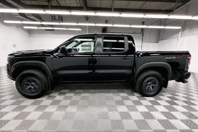 New 2026 Nissan Frontier PRO-4X w/ Tow Package AWD/4WD image 19