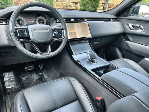 Certified 2025 Land Rover Range Rover Velar Dynamic SE image 13