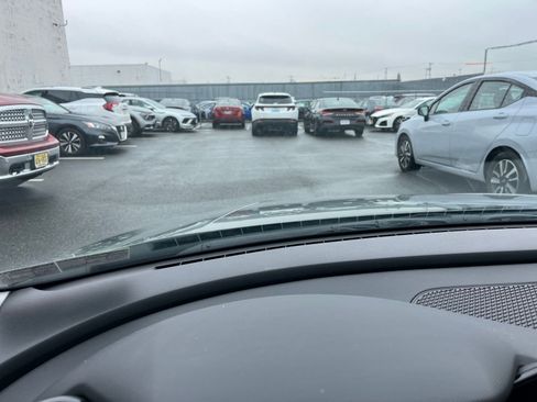 Used 2025 Hyundai Elantra SEL image 35