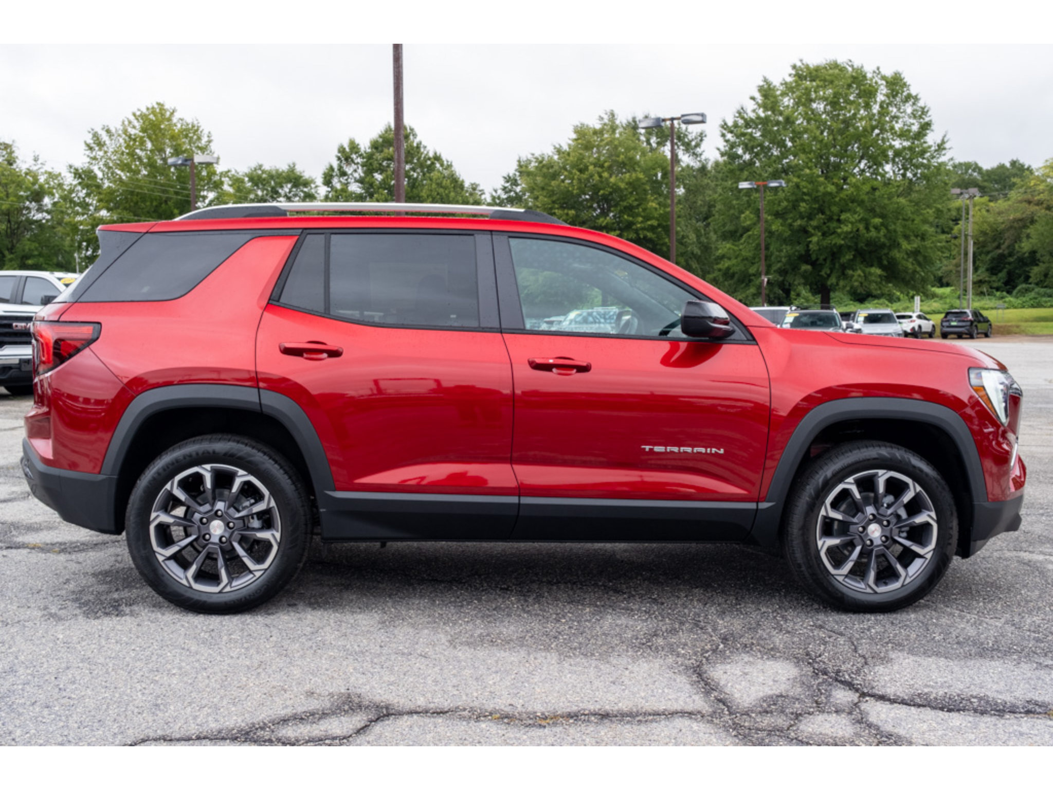 New 2027 GMC Terrain Elevation w/ Elevation Premium Package FWD image 9