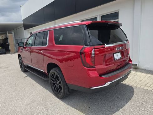 New 2026 GMC Yukon XL Elevation w/ Elevation Premium Package AWD/4WD image 5
