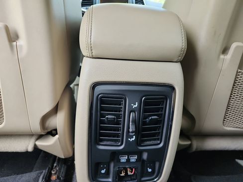 Used 2014 Jeep Grand Cherokee Limited image 30