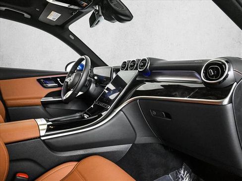 Used 2023 Mercedes-Benz GLC 300 4MATIC image 24
