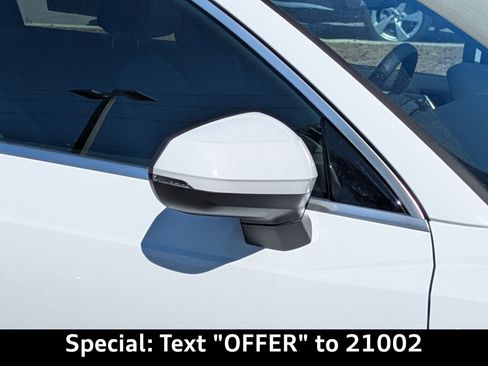 Used 2025 Audi Q3 2.0T Premium w/ Convenience Package image 12