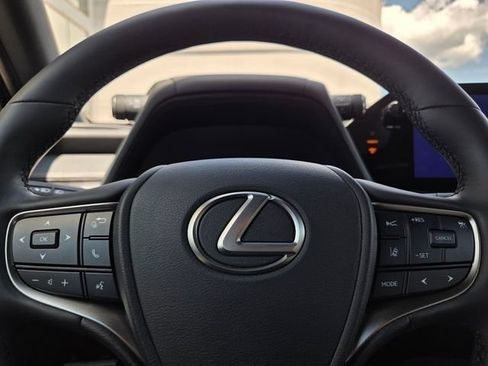 Used 2023 Lexus UX 250h AWD w/ Accessory Package (Z2) image 35