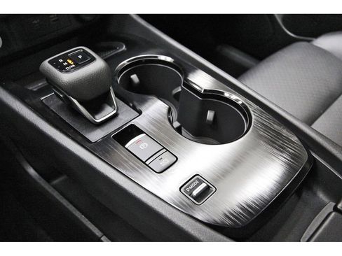 Used 2023 Nissan Rogue SV w/ SV Premium B Package FWD image 27