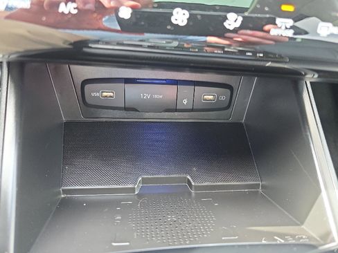 Used 2024 Hyundai Tucson Limited image 26