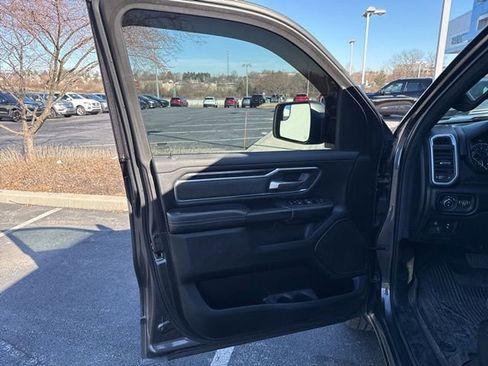 Used 2019 RAM 1500 Big Horn image 9