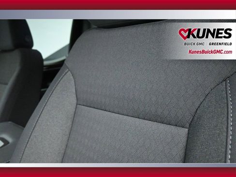 New 2026 GMC Sierra 1500 Elevation image 17