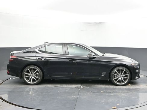 Used 2023 Genesis G70 2.0T image 12