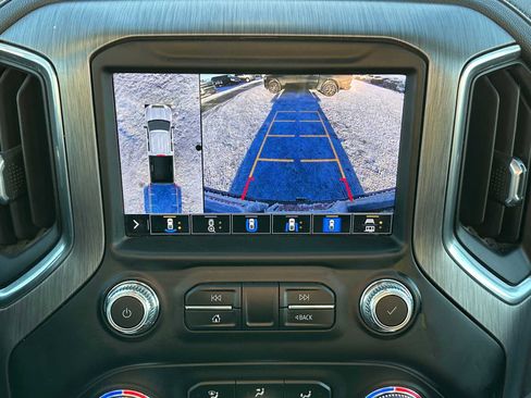 Used 2022 GMC Sierra 2500 Denali image 31