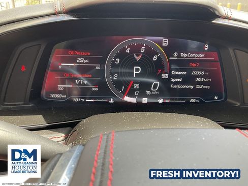 Used 2023 Chevrolet Corvette Stingray Premium Conv w/ Z51 Performance Package RWD image 9