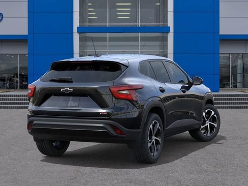 New 2026 Chevrolet Trax RS FWD image 4