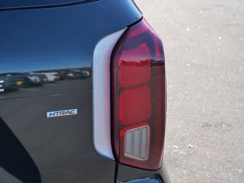 Certified 2025 Hyundai Palisade Calligraphy image 17