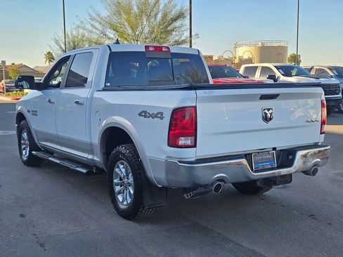 Used 2018 RAM 1500 SLT image 3