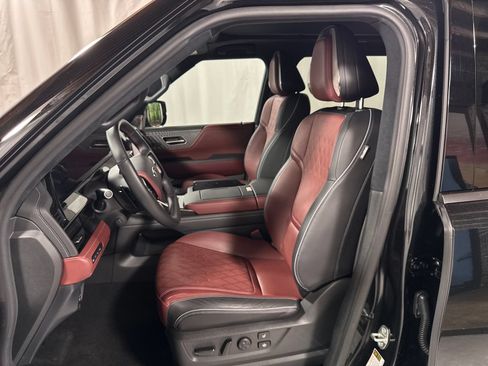 Certified 2026 INFINITI QX80 Autograph AWD/4WD image 3