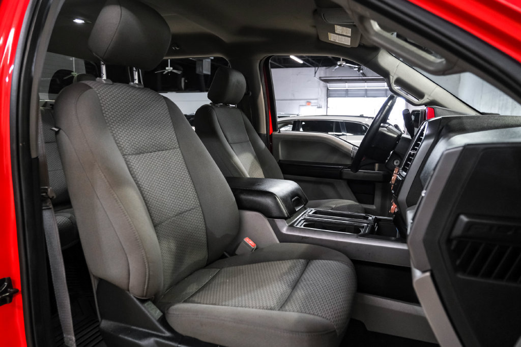 Used 2019 Ford F150 XLT w/ Equipment Group 302A Luxury AWD/4WD image 31