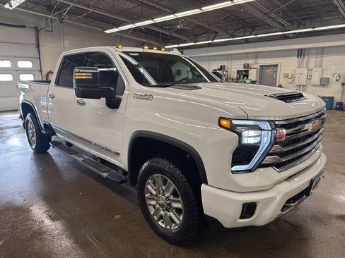 New 2026 Chevrolet Silverado 2500 High Country w/ Technology Package AWD/4WD image 8