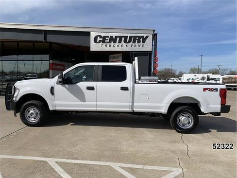 Used 2019 Ford F250 XL w/ Power Equipment Group image 4