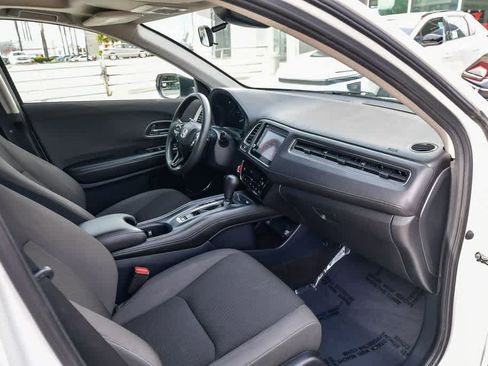 Used 2021 Honda HR-V EX image 15
