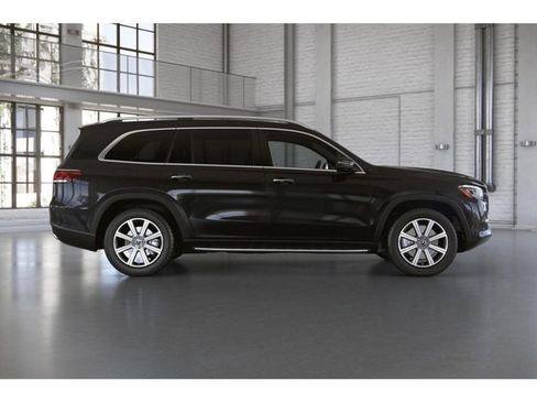 Certified 2023 Mercedes-Benz GLS 450 4MATIC image 2