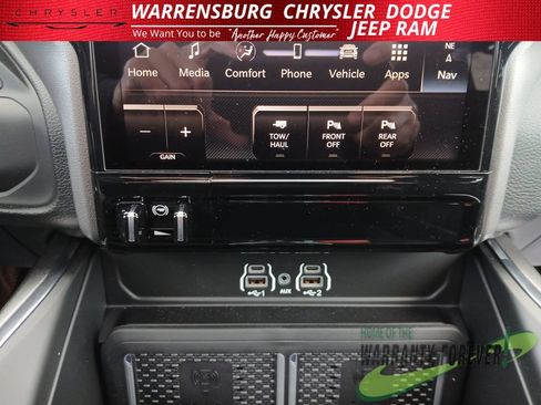 New 2026 RAM 2500 Laramie AWD/4WD image 22