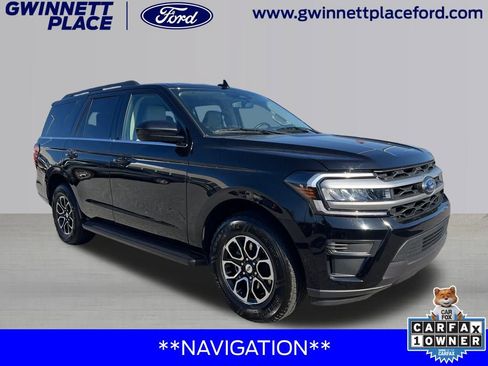 Used 2024 Ford Expedition XLT image 3