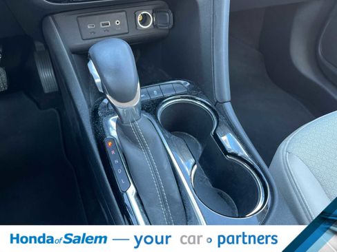 Used 2023 Buick Encore GX Select image 17