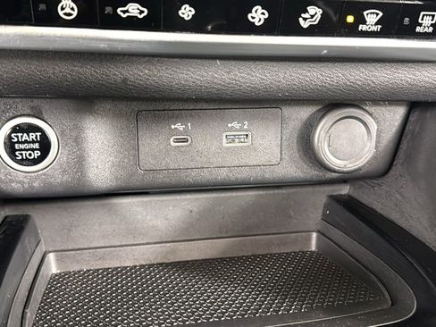 Used 2023 Nissan Rogue SV w/ SV Premium B Package image 28