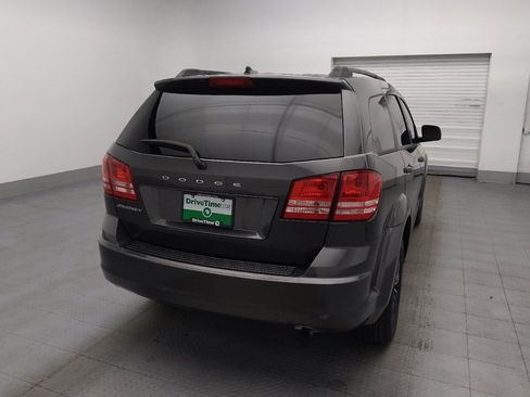 Used 2018 Dodge Journey SE w/ Connectivity Group FWD image 7