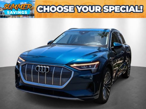 Used 2019 Audi e-tron Prestige w/ Prestige Package AWD/4WD image 1