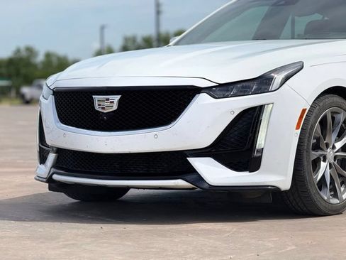 Used 2020 Cadillac CT5 Sport w/ Platinum Package RWD image 9