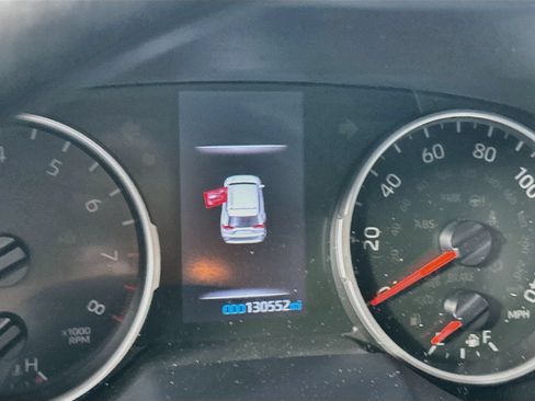 Used 2021 Toyota RAV4 LE FWD image 12