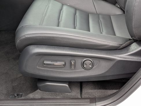 Used 2026 Honda CR-V EX-L image 14