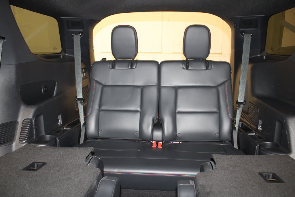 Used 2025 Ford Explorer ST-Line AWD/4WD image 35