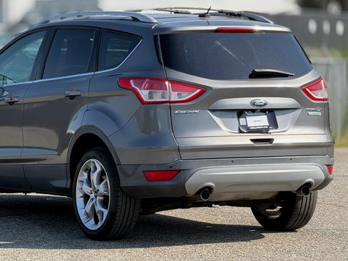 Used 2013 Ford Escape Titanium w/ Parking Technology Pkg FWD image 16