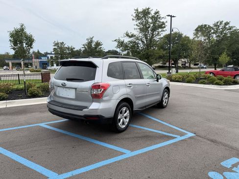 Used 2014 Subaru Forester 2.5i Touring AWD/4WD image 5