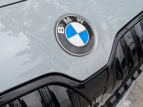Used 2023 BMW 740i RWD image 18
