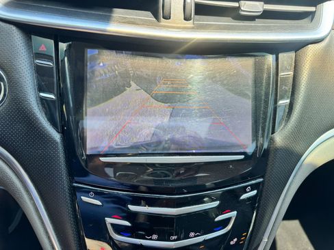 Used 2013 Cadillac XTS Luxury FWD image 29