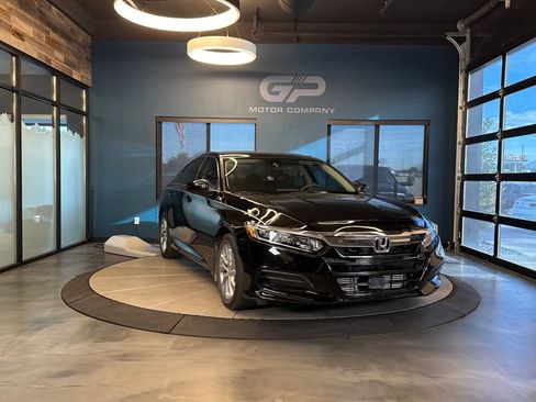 Used 2018 Honda Accord LX image 1